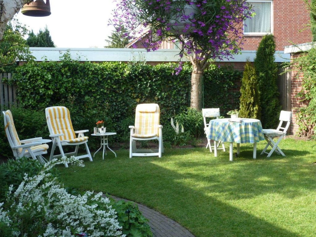 zitjes in tuin hospitality suite